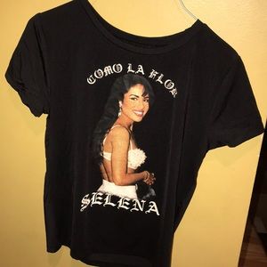Selena “Como La Flor” shirt from Forever 21